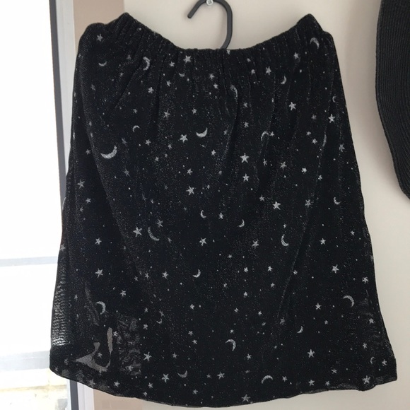 STARS AND MOONS BLACK SHINNY SKIRT - Picture 1 of 7